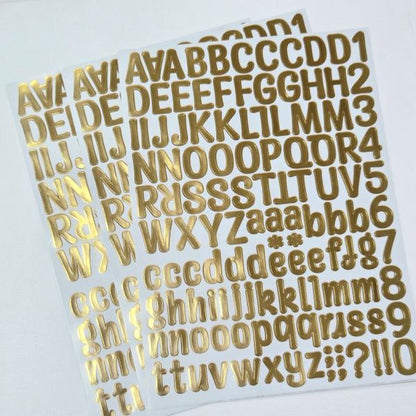 ゴールドのアルファベット・数字シール 同柄3シート