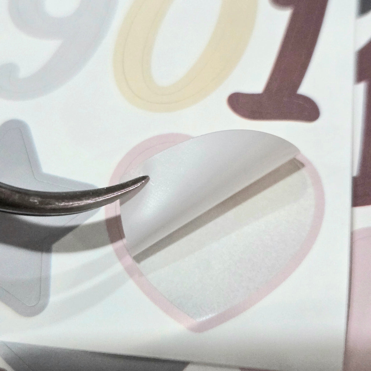 kusumi-alphabet-peeling-detail